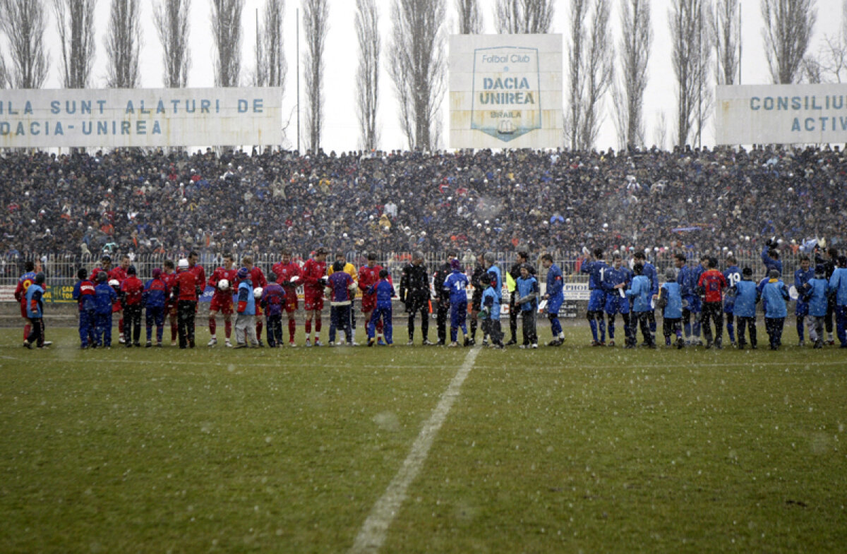 GALERIE FOTO Greu fără internaţionali » CF Brăila - Steaua 1-0