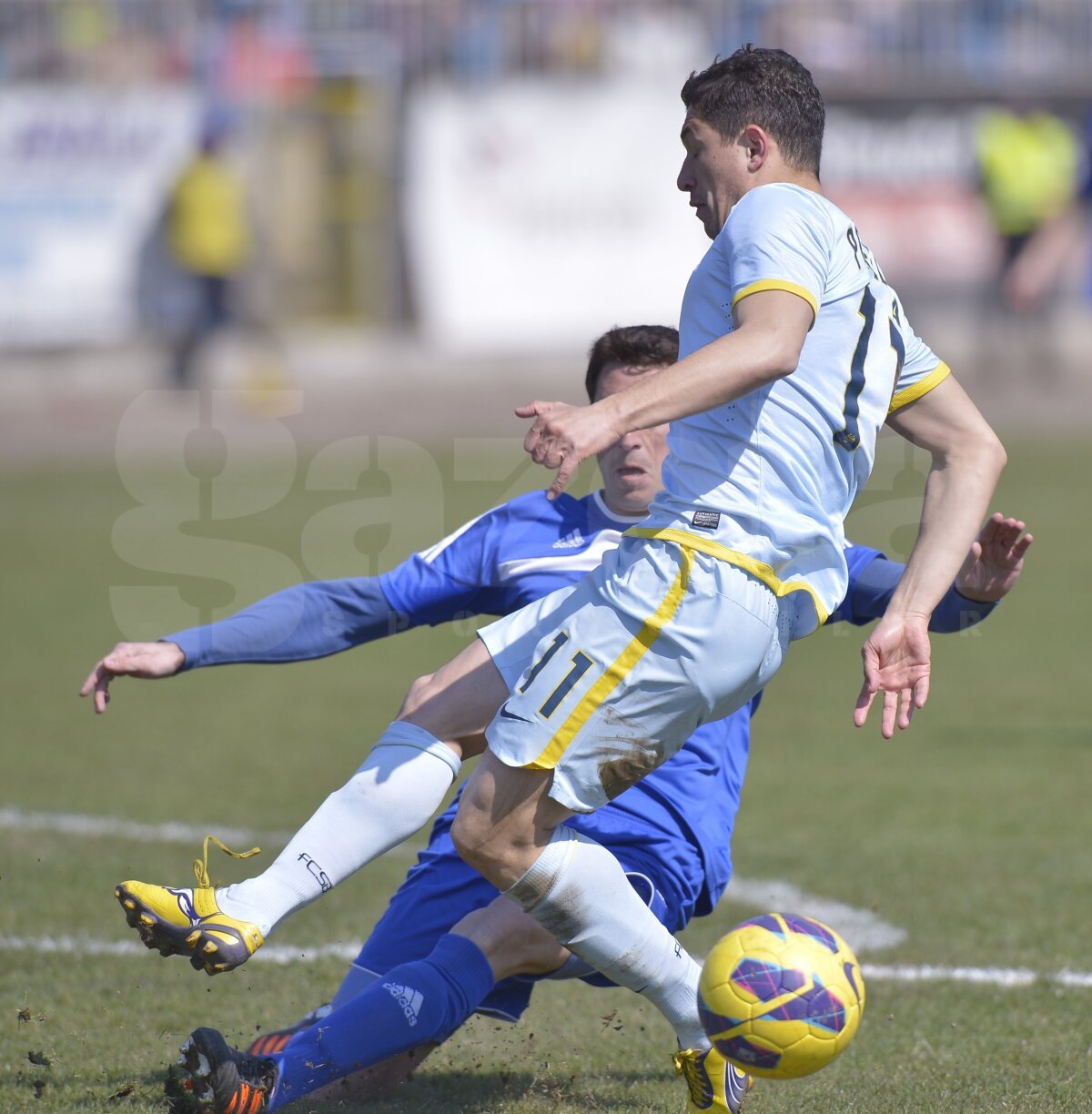 GALERIE FOTO Greu fără internaţionali » CF Brăila - Steaua 1-0