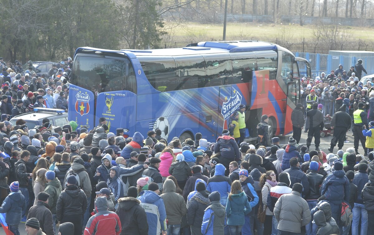 GALERIE FOTO Greu fără internaţionali » CF Brăila - Steaua 1-0