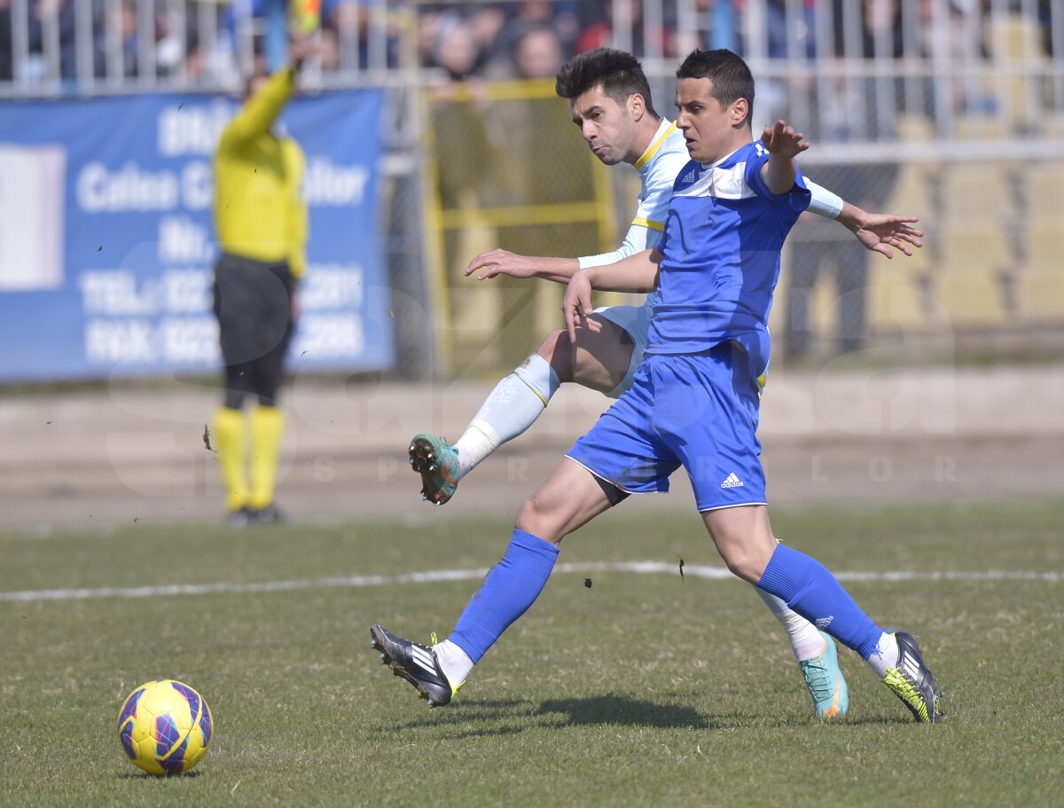 GALERIE FOTO Greu fără internaţionali » CF Brăila - Steaua 1-0