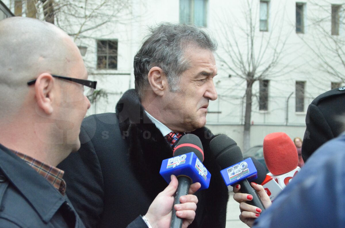 FOTO Judecarea recursului în Dosarul Valiza s-a amînat pentru data de 22 aprilie! Becali: "Eu iubesc Înalta Curte!"