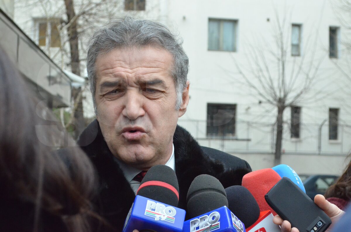 FOTO Judecarea recursului în Dosarul Valiza s-a amînat pentru data de 22 aprilie! Becali: "Eu iubesc Înalta Curte!"