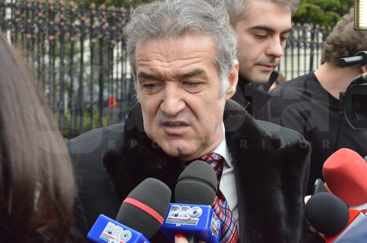 FOTO Judecarea recursului în Dosarul Valiza s-a amînat pentru data de 22 aprilie! Becali: "Eu iubesc Înalta Curte!"