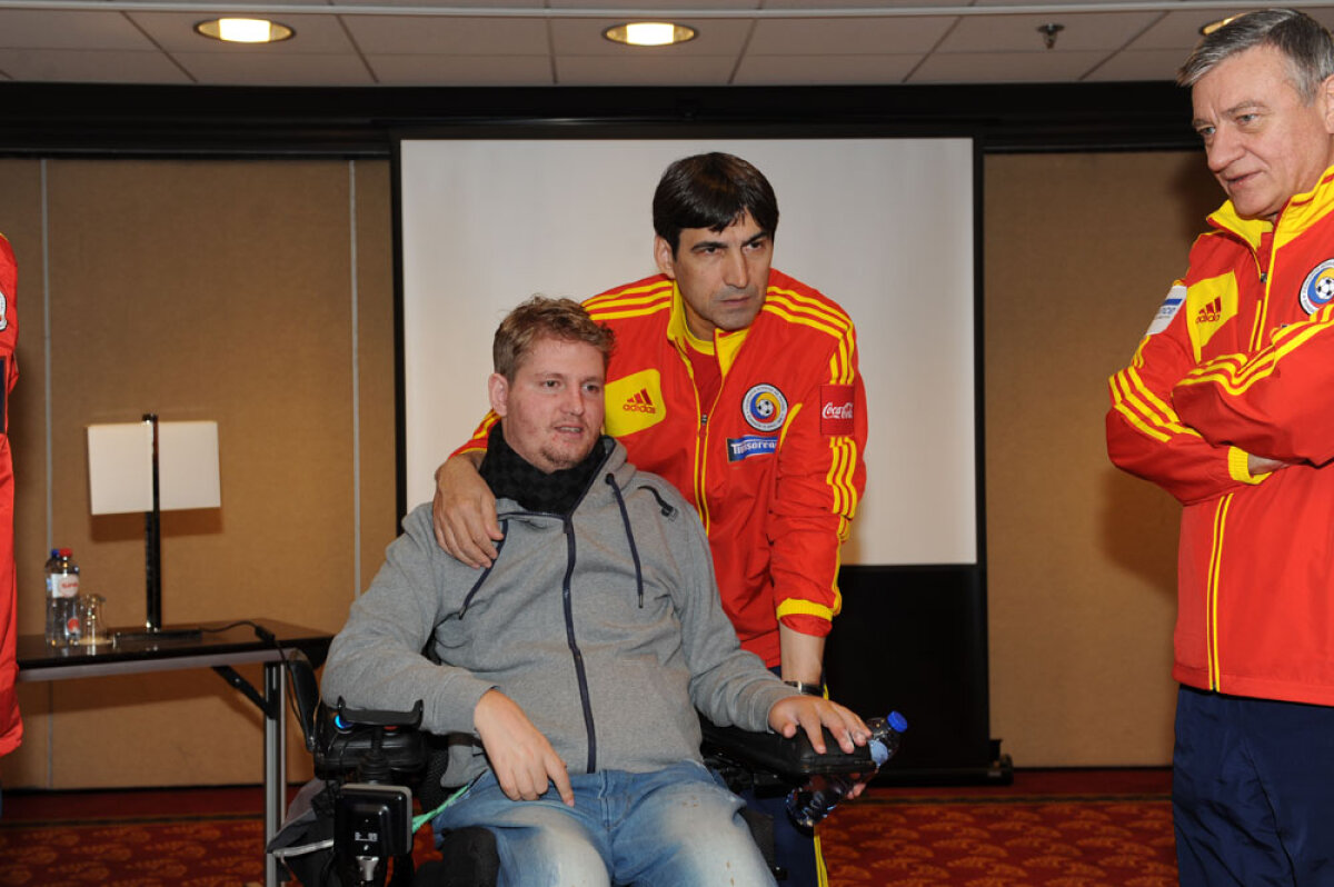 Neşu alături de naţională în meciul cu Olanda » Tricolorii i-au făcut un cadou