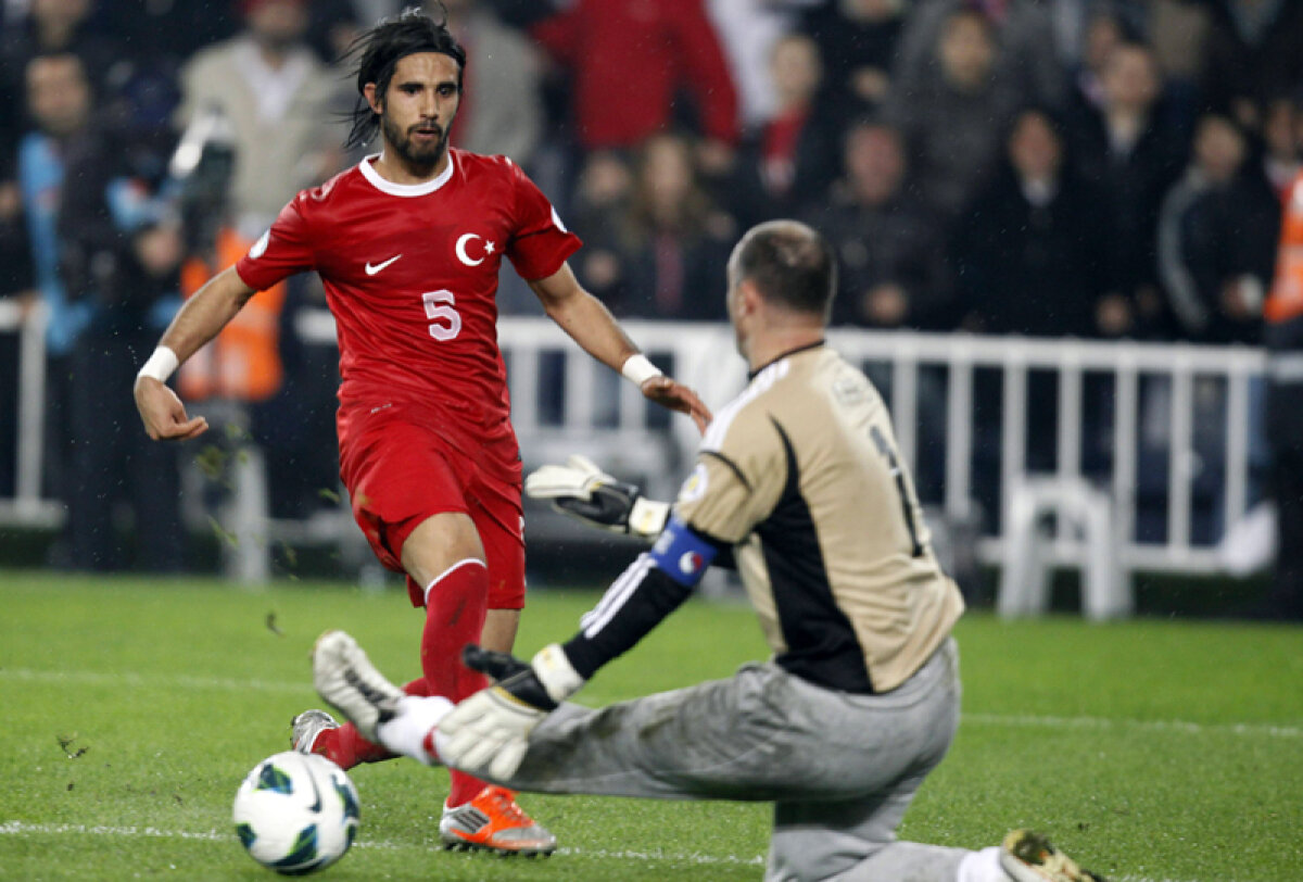 Turcia te face să-ţi cedeze inima! » Un fost internaţional turc a suferit un infarct miocardic acut în timp ce vedea partida cu Ungaria