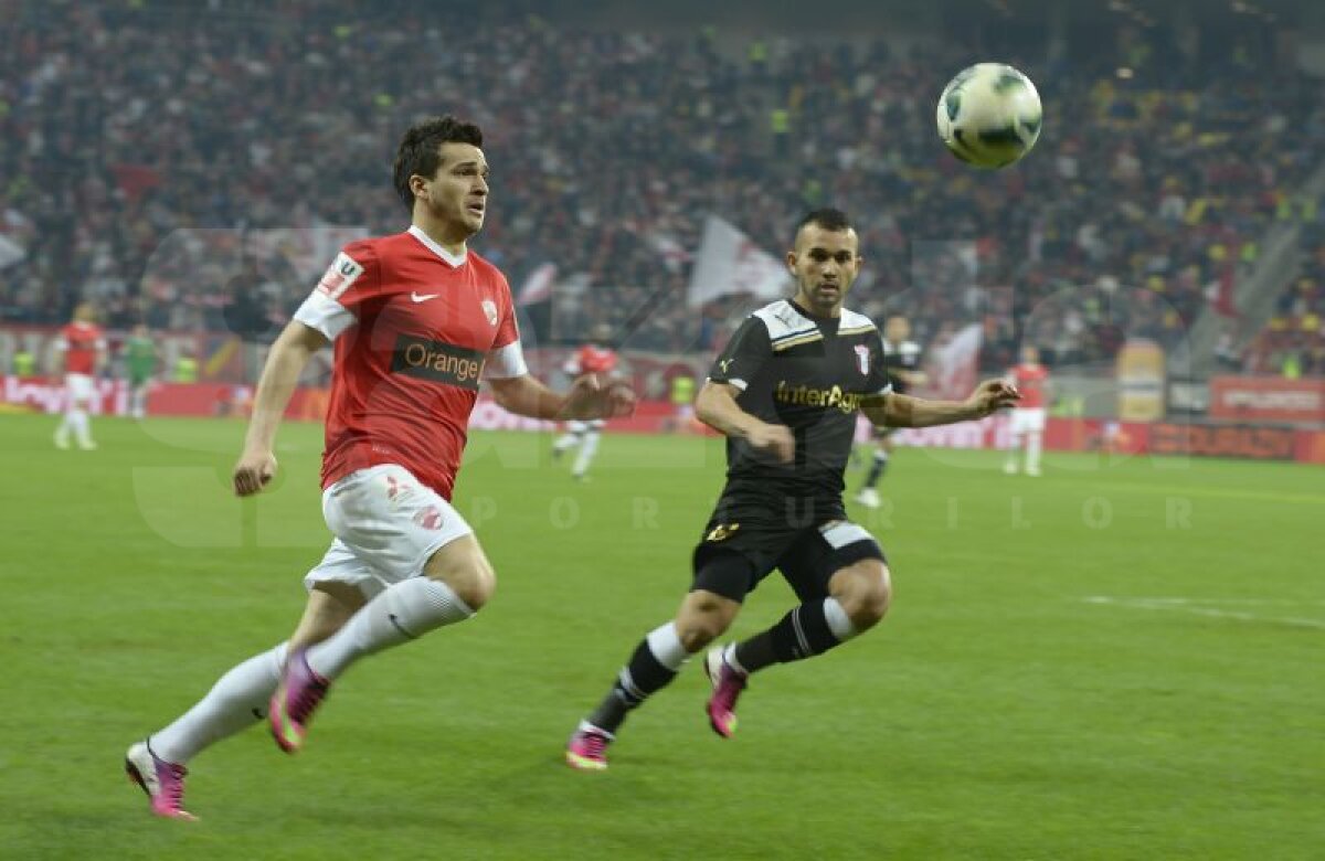 FOTO şi VIDEO Dinamo - Astra 1-0 » "Cîinii" s-au apropiat la doar două puncte de locul 3