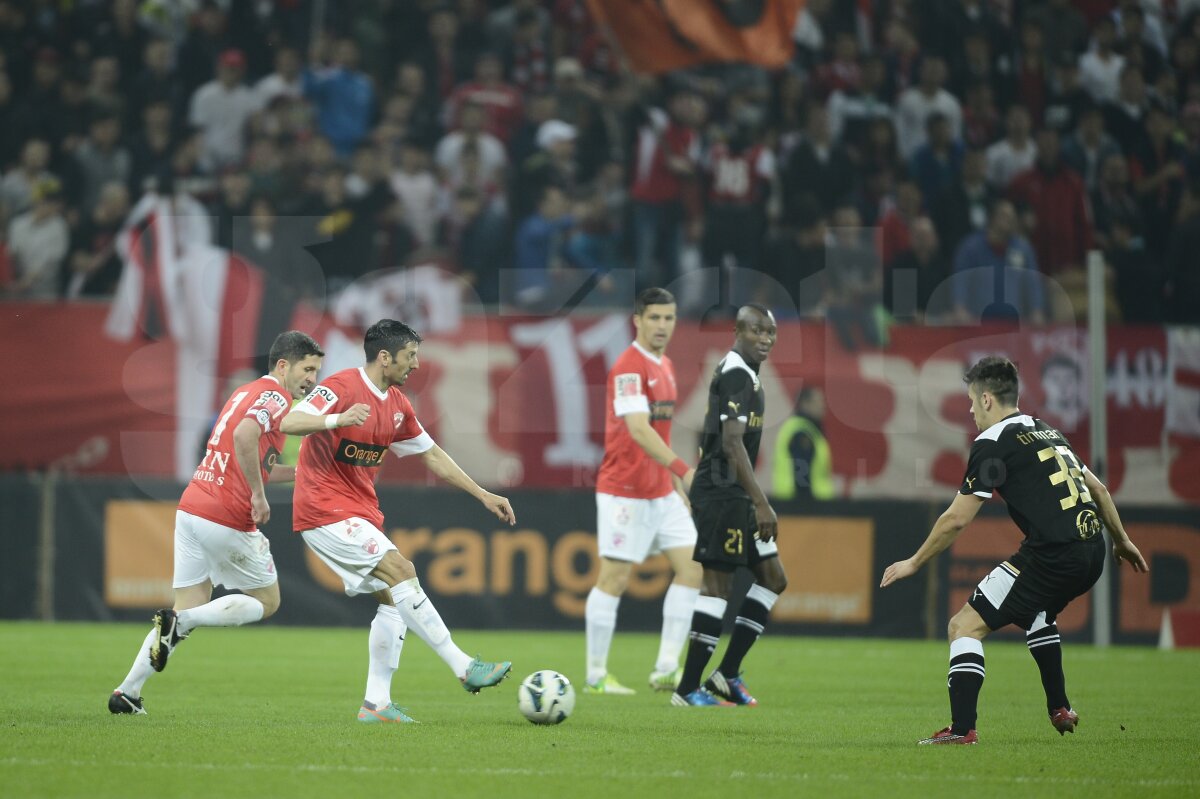FOTO şi VIDEO Dinamo - Astra 1-0 » "Cîinii" s-au apropiat la doar două puncte de locul 3