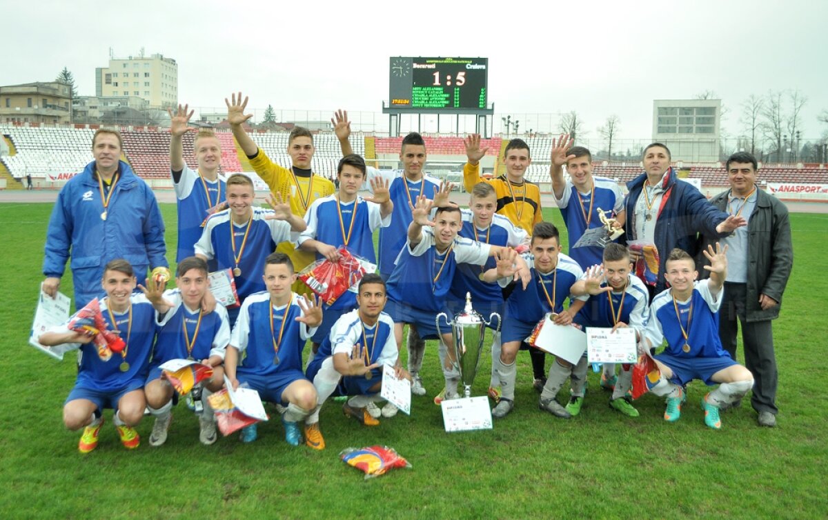 FOTO Craiova a renăscut chiar în "Ştefan cel Mare"! » Tehnologic Auto a cîştigat Cupa M.E.N. şi pleacă la Bordeaux