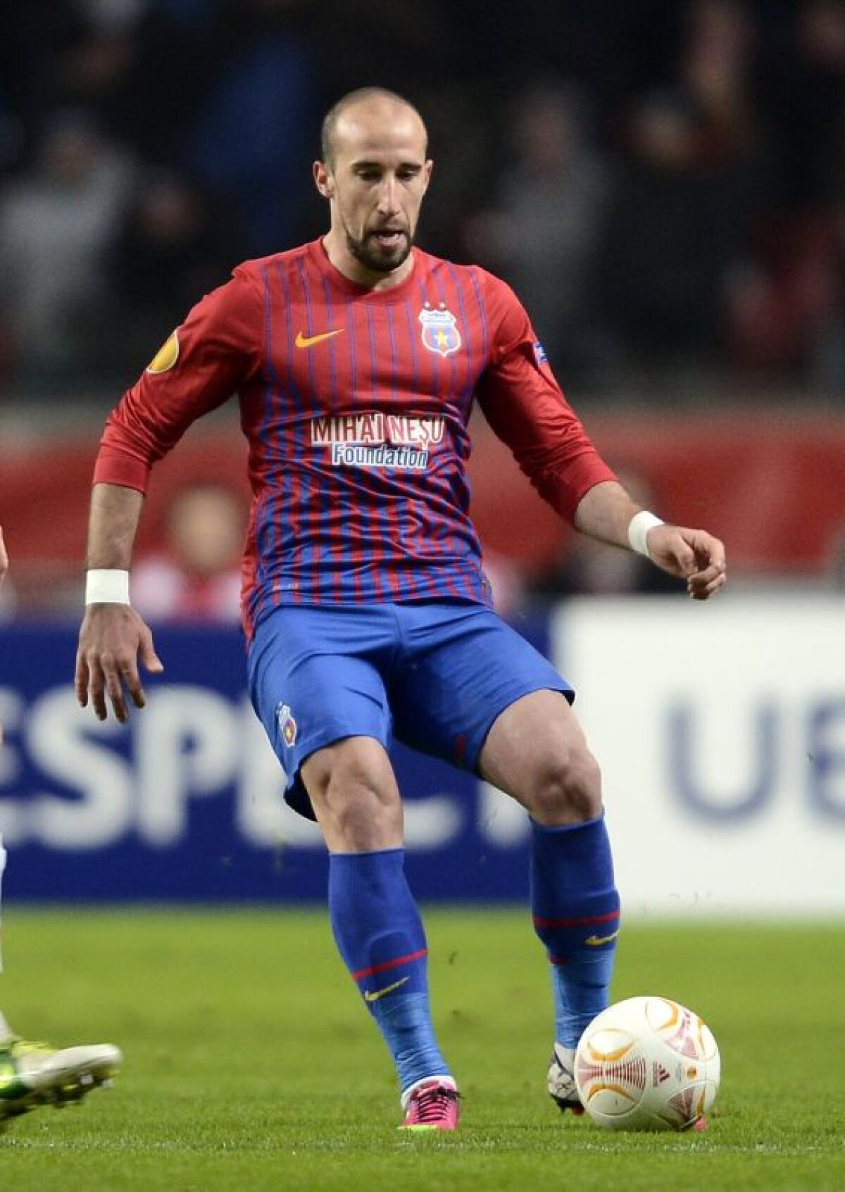 Steaua l-a transformat în Hulk! » Cum s-a schimbat Latovlevici într-un fotbalist "bine definit"