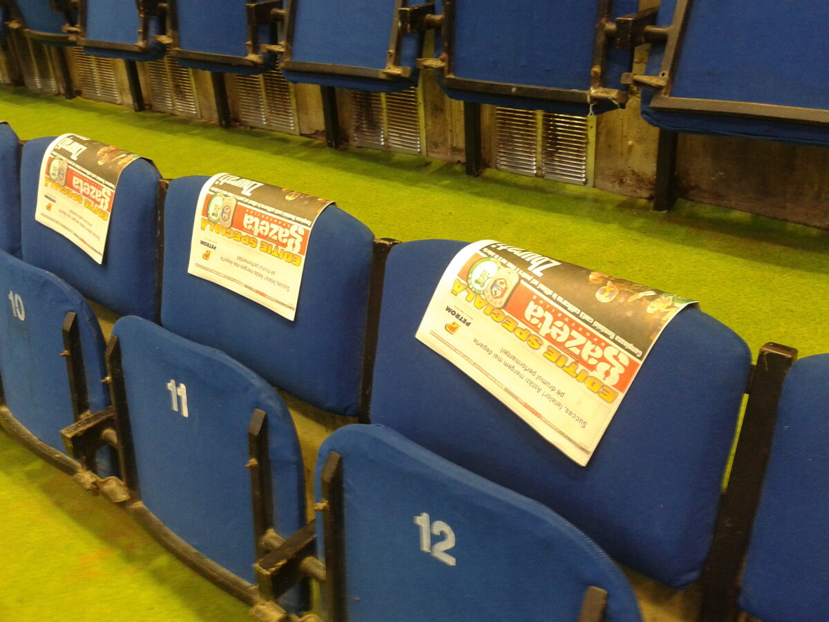 FOTO şi VIDEO Bătălia finală se dă la Veszprem » Oltchim a pierdut meciul tur cu Gyor, scor 22-24