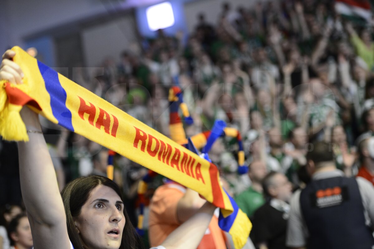 FOTO şi VIDEO Bătălia finală se dă la Veszprem » Oltchim a pierdut meciul tur cu Gyor, scor 22-24