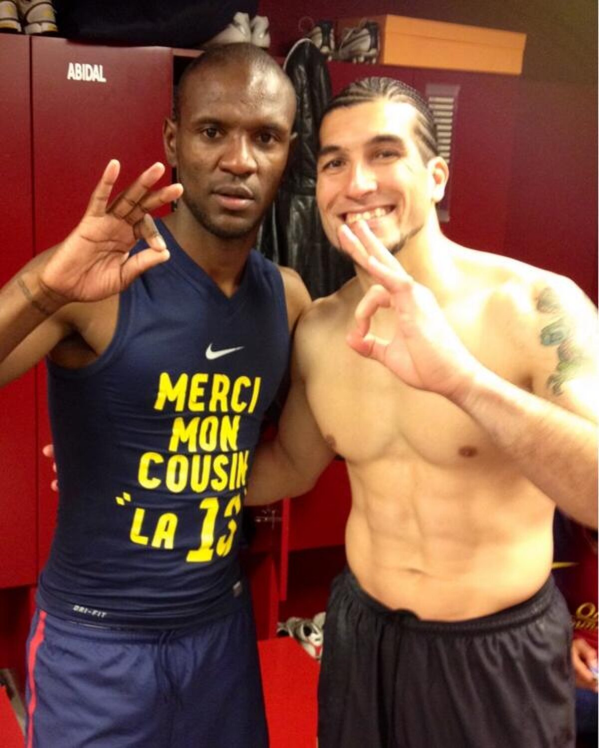 VIDEO şi FOTO » Exemplu de viaţă: Eric Abidal a revenit pe teren după transplantul de ficat: "Vreau să mai joc un an, doi"