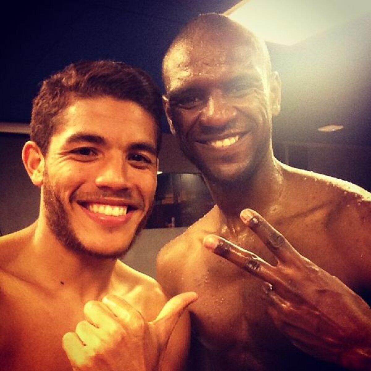 VIDEO şi FOTO » Exemplu de viaţă: Eric Abidal a revenit pe teren după transplantul de ficat: "Vreau să mai joc un an, doi"