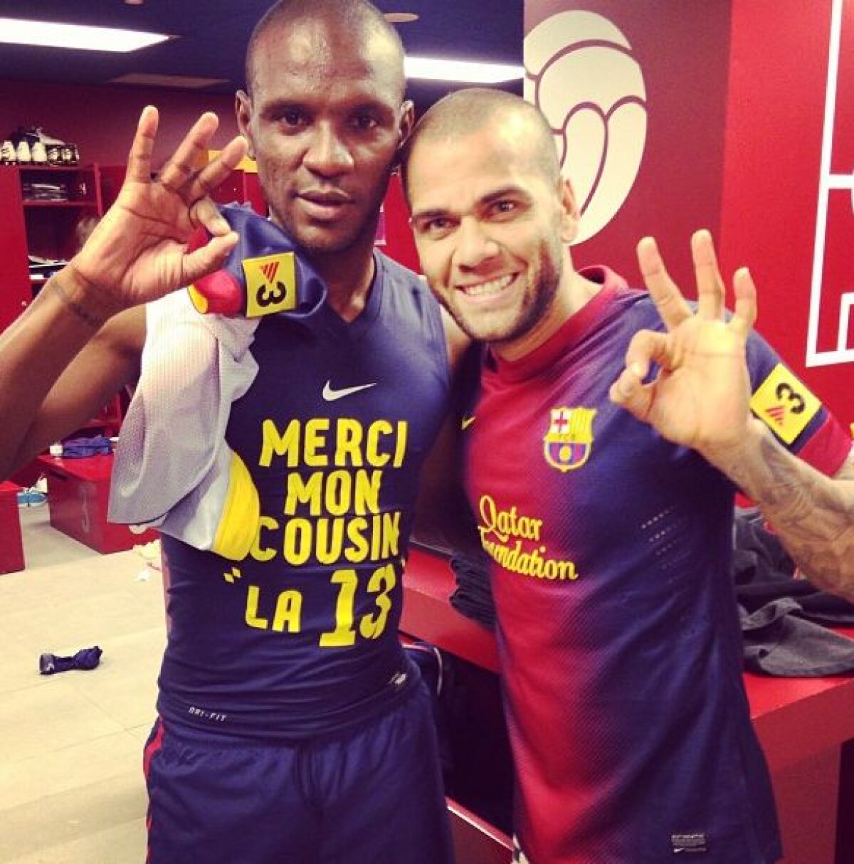 VIDEO şi FOTO » Exemplu de viaţă: Eric Abidal a revenit pe teren după transplantul de ficat: "Vreau să mai joc un an, doi"