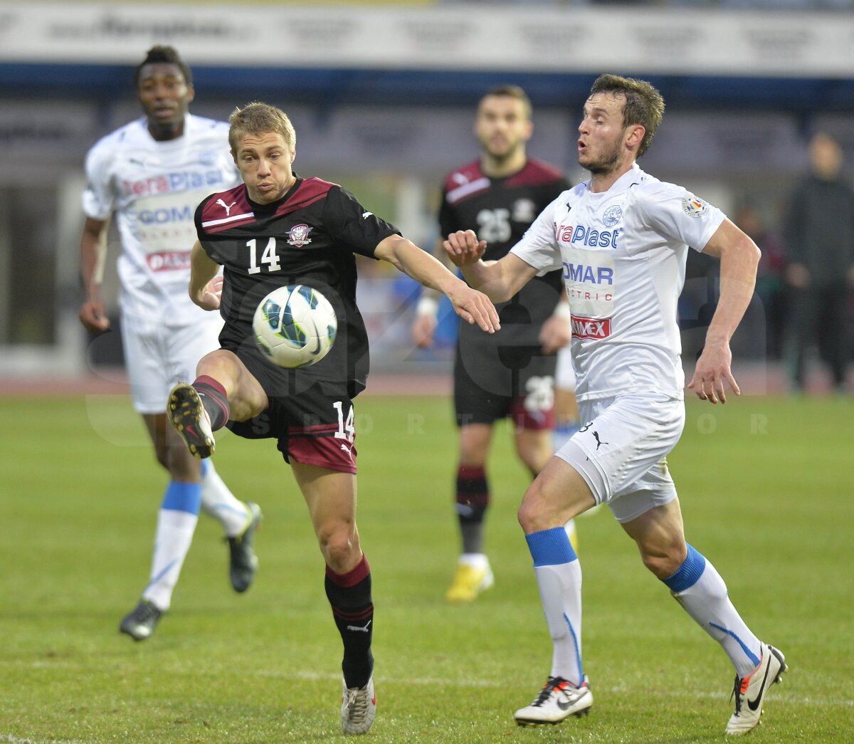 FOTO şi VIDEO Grigorie aduce zîmbetul » Rapid a învins la Bistriţa, 1-0, şi depăşeşte CFR Cluj
