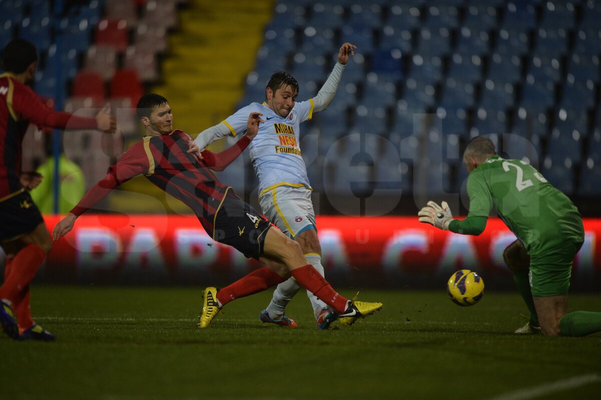 VIDEO şi FOTO Repetiţie pentru derby-ul cu Rapid » Steaua - CSMS Iaşi 3-1