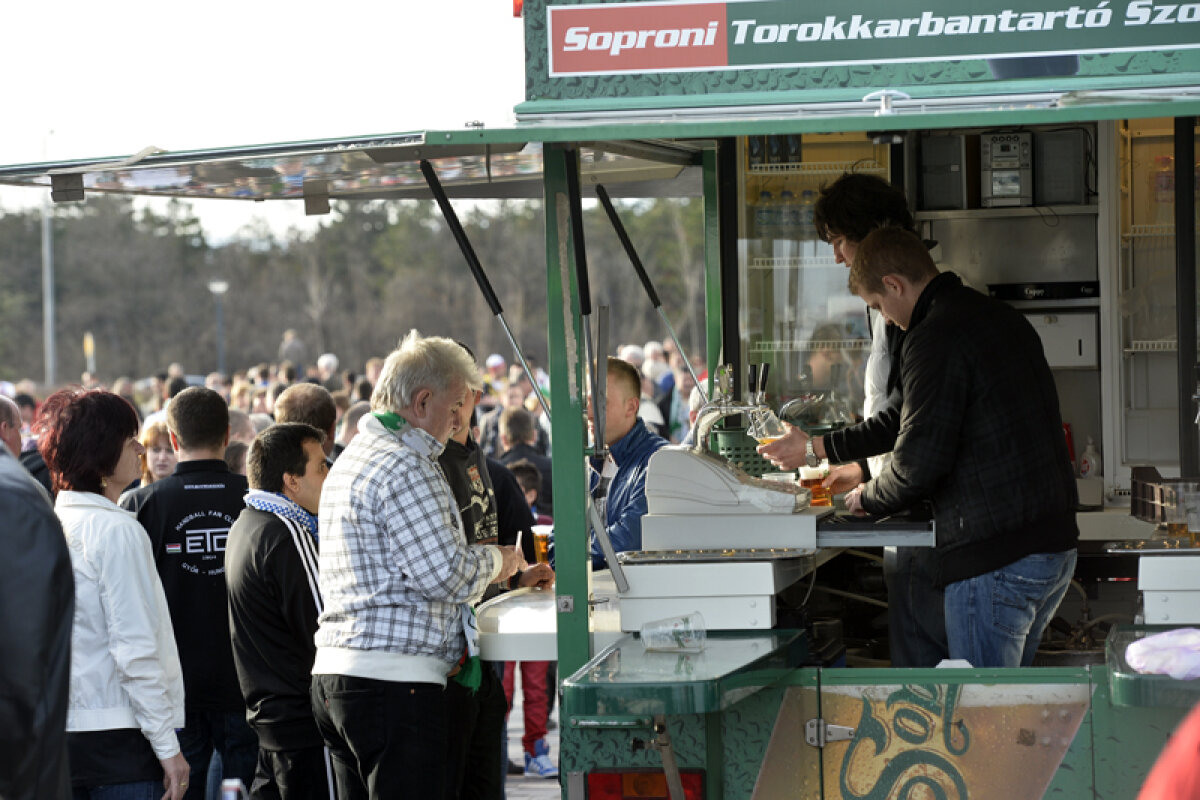FOTO Secvenţe din infern » Atmosfera returului cu Gyor: emoţii, agresivitate, încrîncenare