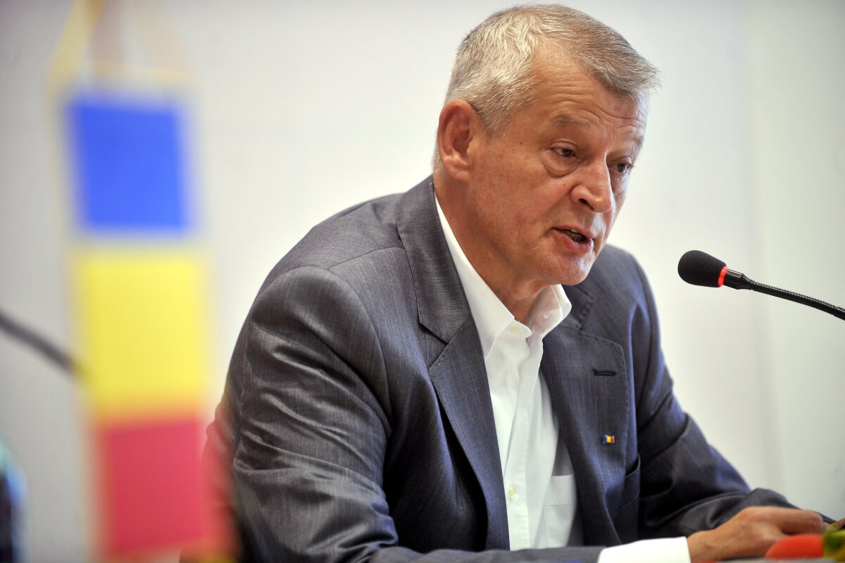 FOTO Baze SF de 137 milioane de euro! » După autostrăzi suspendate, Sorin Oprescu prezintă alte machete futuriste