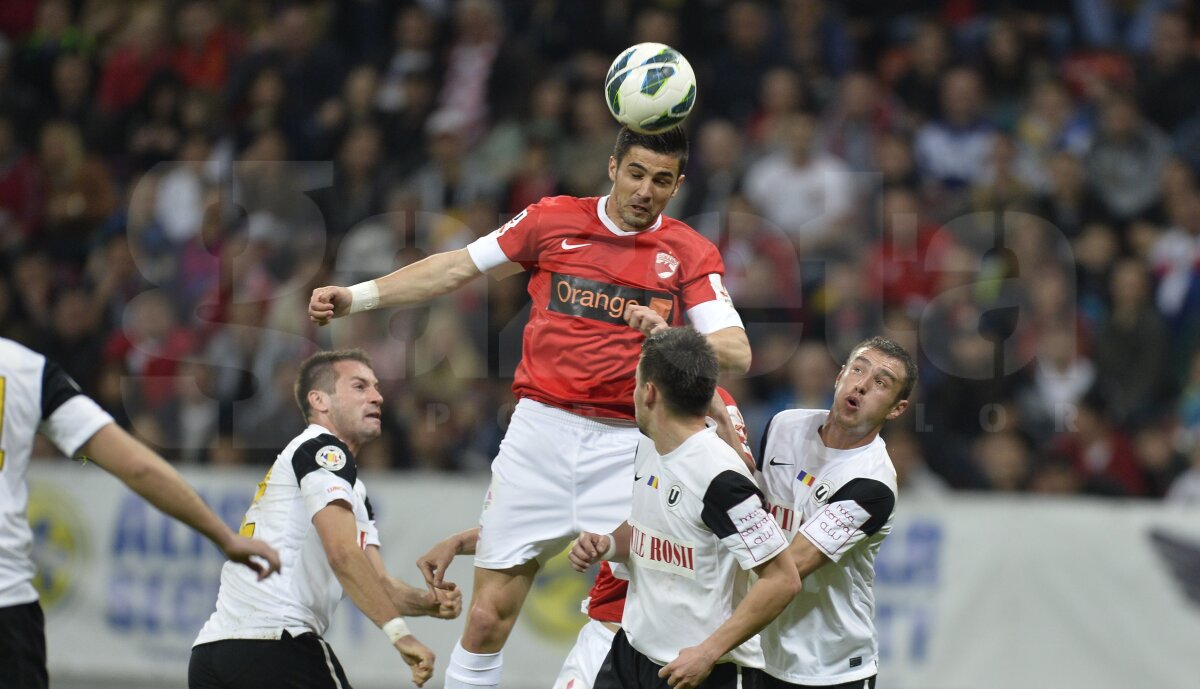 FOTO şi VIDEO Dinamo - U Cluj 1-1 » "Cîinii" au ratat şansa de a urca pe podium