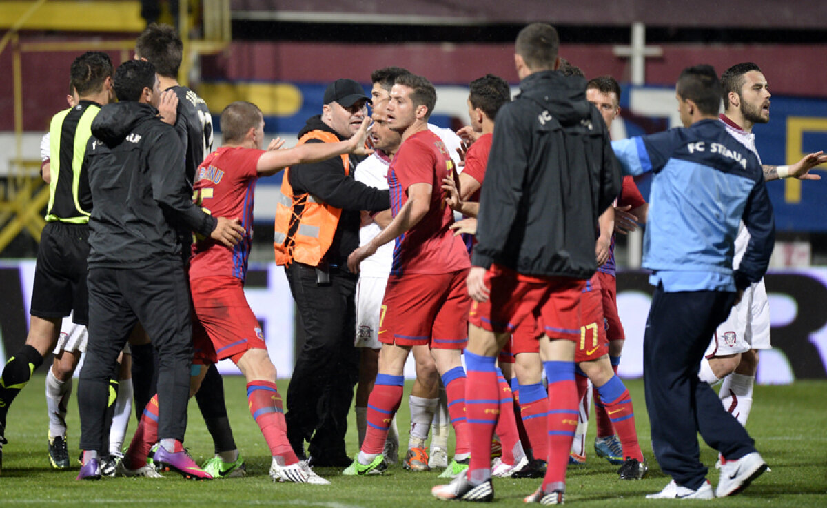 VIDEO şi FOTO Oamenii care au salvat derbyul » De ce Bricheta 2 a avut alt deznodămînt decît Bricheta 1