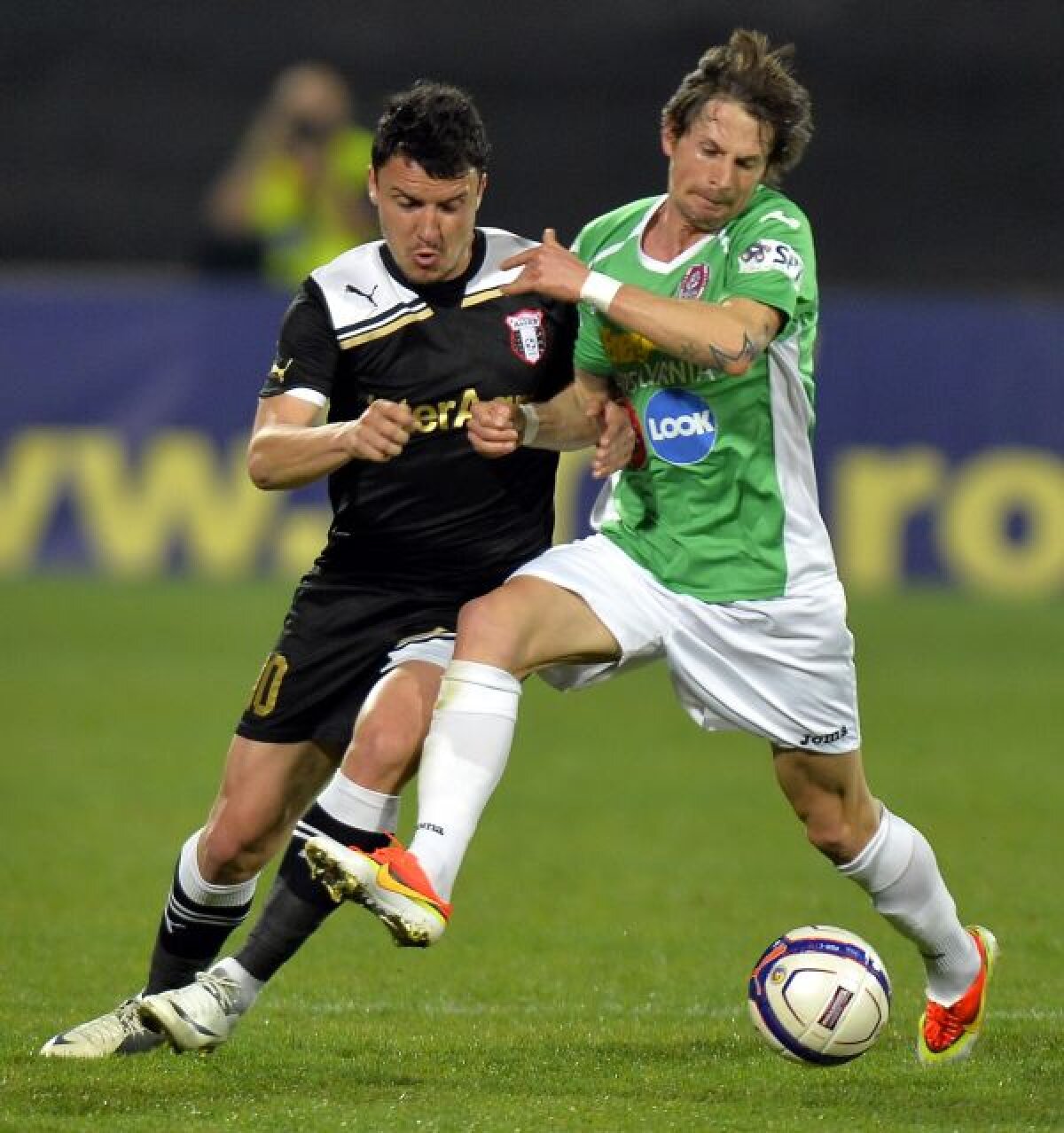 FOTO Act de prezenţă » CFR şi Astra s-au menajat pentru campionat, 0-0, unde Steaua poate să ridice deja trofeul