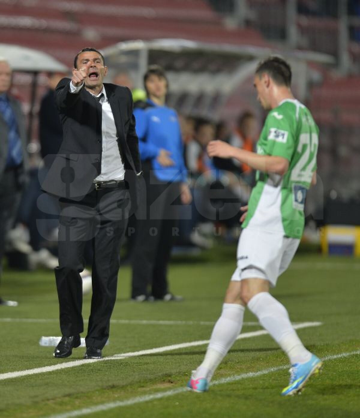 FOTO Act de prezenţă » CFR şi Astra s-au menajat pentru campionat, 0-0, unde Steaua poate să ridice deja trofeul