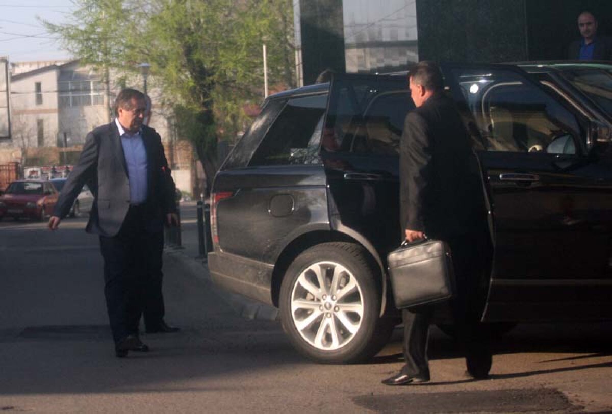 Miza: Liga 1 sau Liga Europa? » Culisele întîlnirii dintre Gheorghe Ştefan şi Ioan Niculae