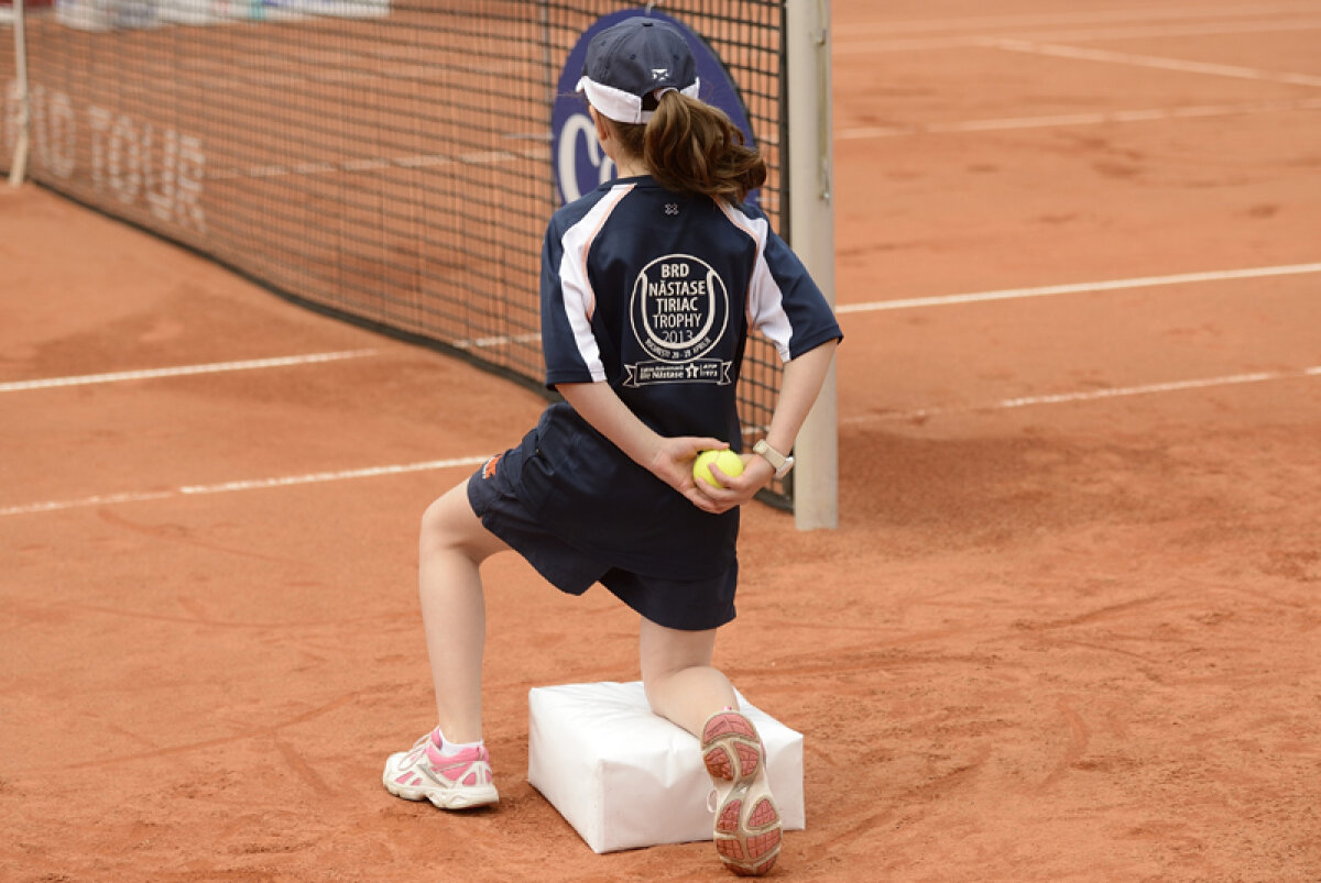 FOTO Mozaic de zgură » Azi încep meciurile de pe tabloul principal al BRD Năstase Ţiriac Trophy