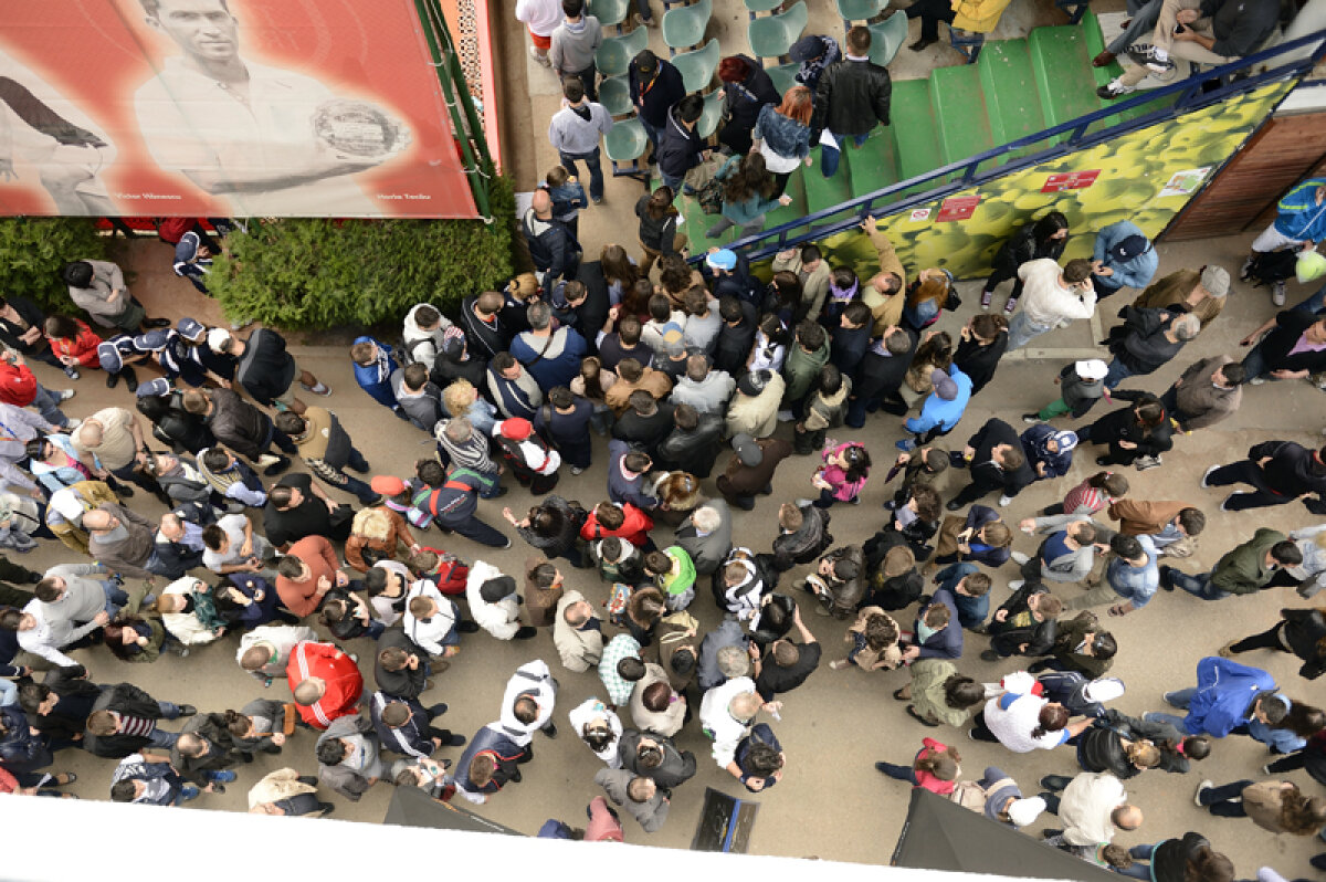 FOTO Mozaic de zgură » Azi încep meciurile de pe tabloul principal al BRD Năstase Ţiriac Trophy