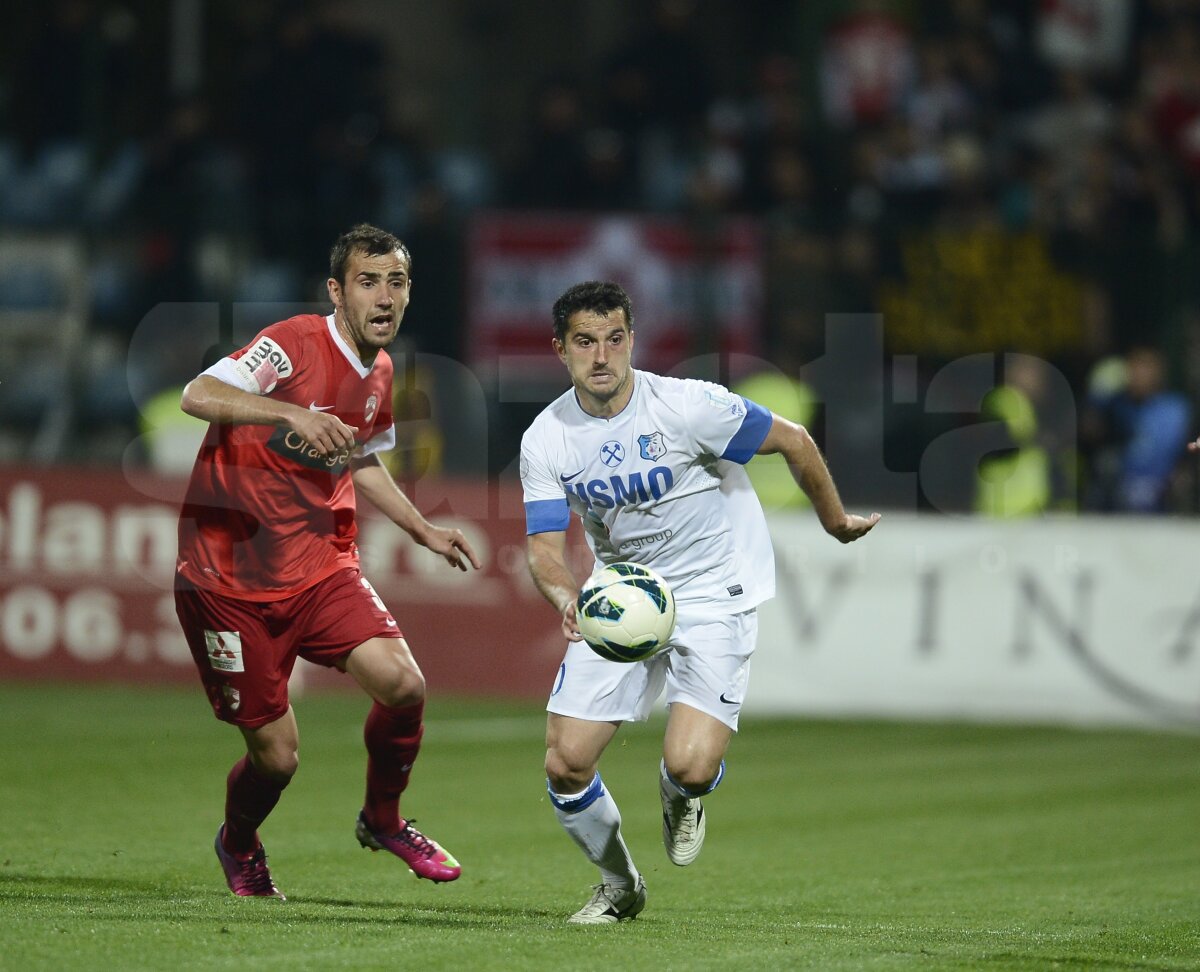 FOTO şi VIDEO Pandurii - Dinamo 2-0 » Gorjenii au făcut un pas important spre ocuparea unui loc de Europa League