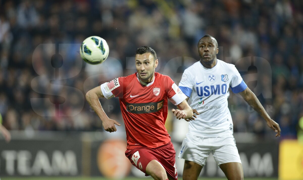 FOTO şi VIDEO Pandurii - Dinamo 2-0 » Gorjenii au făcut un pas important spre ocuparea unui loc de Europa League