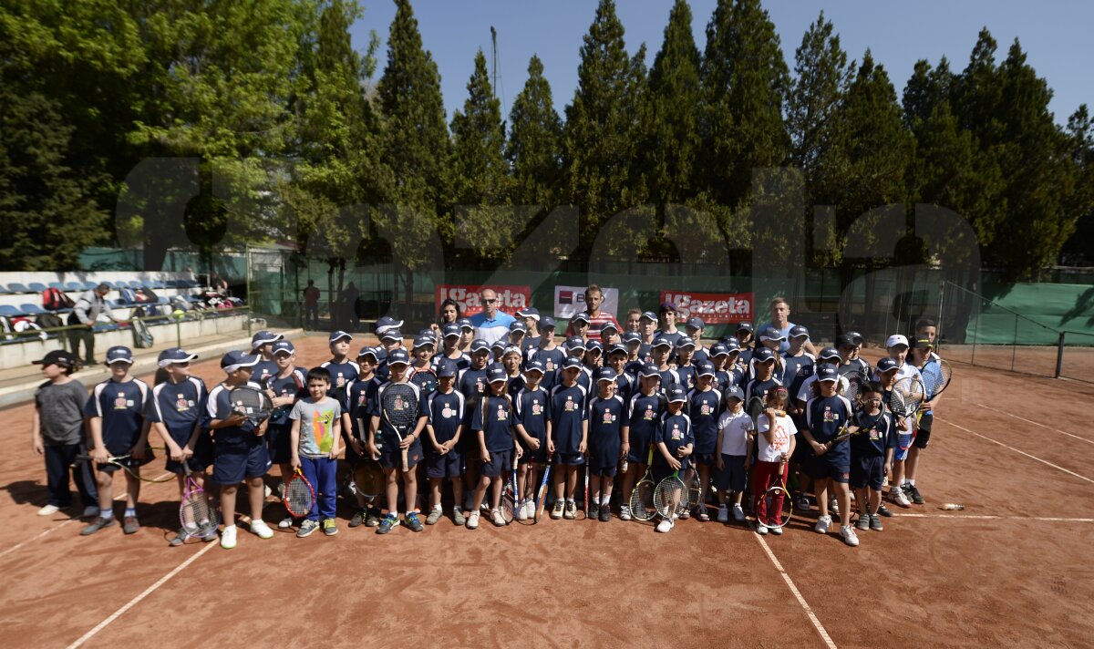 Lecţie de tenis cu Copil şi Crivoi la Kids Day Gazeta Sporturilor 2013