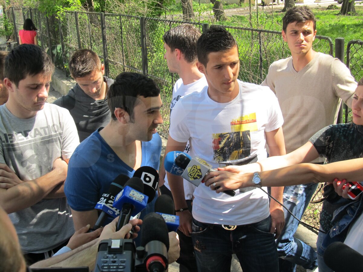 FOTO UPDATE Jucătorii Sportului vor da declaraţii la Poliţie! Şiman, glume cu ziariştii: "Plecaţi acasă că vine Paştele!"