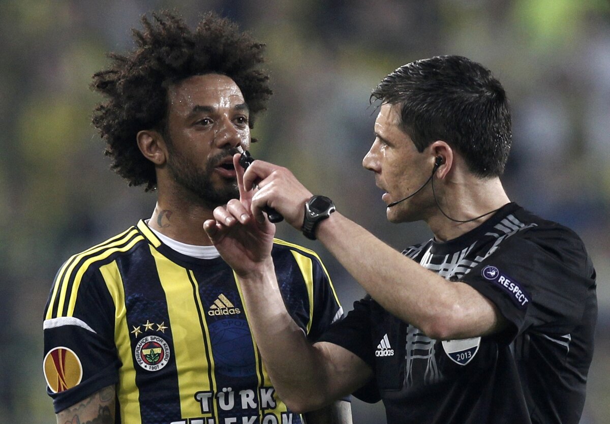 FOTO A cedat nervos după ratarea penalty-ului din Fenerbahce - Benfica!