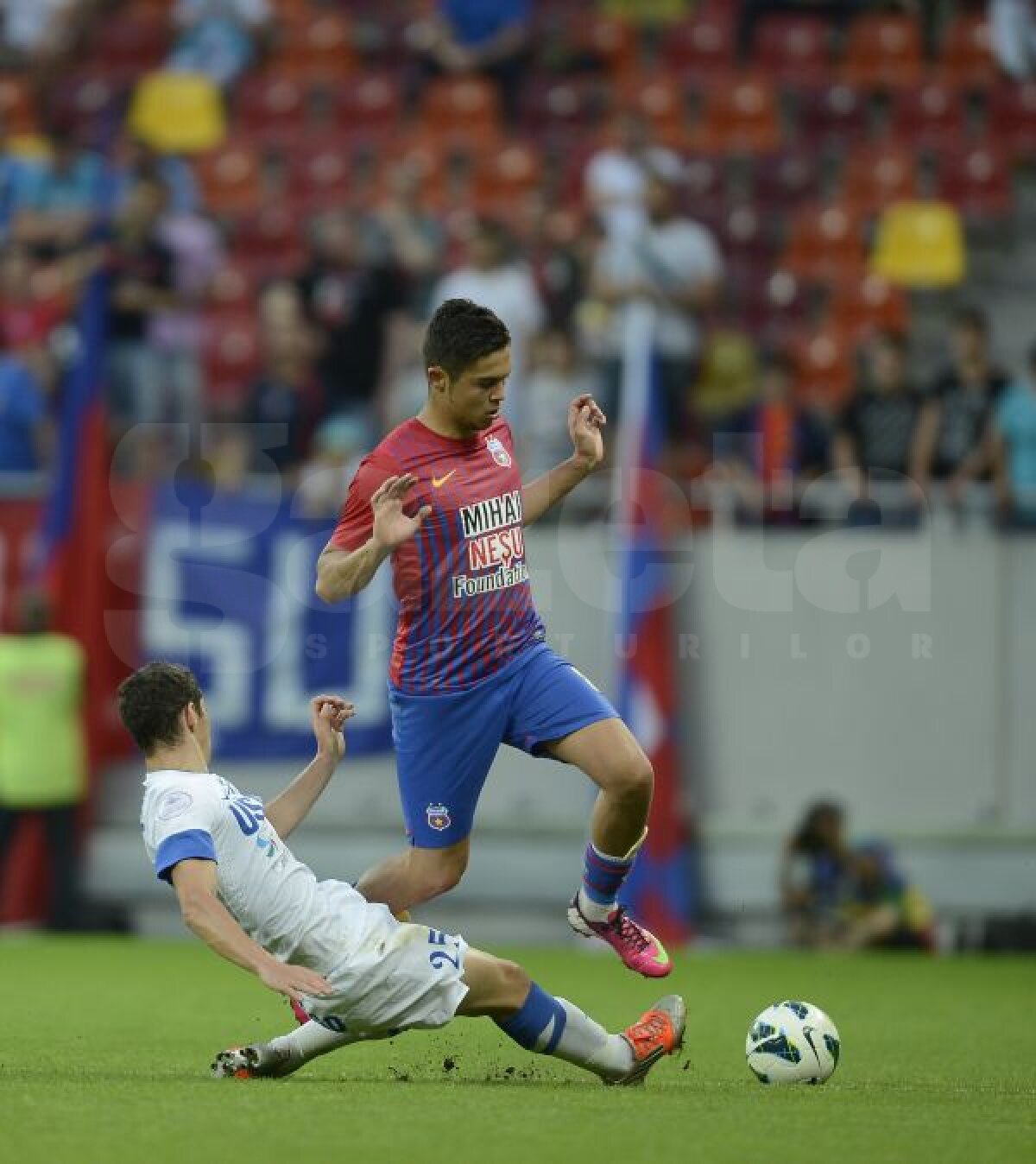 VIDEO+FOTO Încă un pas spre titlu » Steaua obţine prima victorie după trei egaluri, 2-0 cu Pandurii