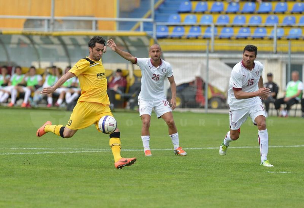 VIDEO&FOTO Serie întreruptă » După 7 meciuri fără înfrîngere, Rapid a cedat la Braşov, 0-2