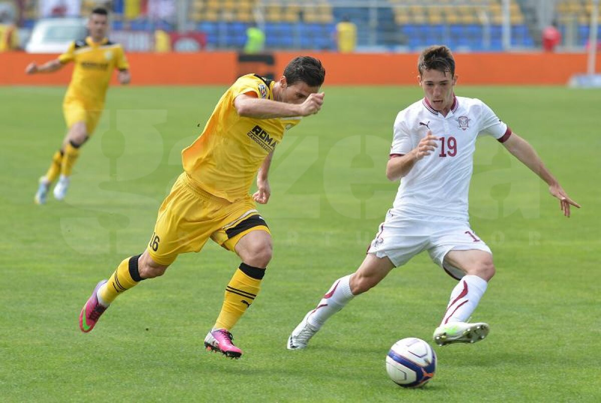 VIDEO&FOTO Serie întreruptă » După 7 meciuri fără înfrîngere, Rapid a cedat la Braşov, 0-2