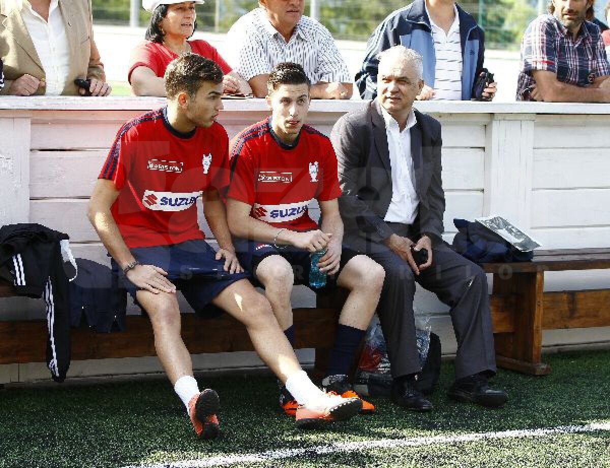 FOTO Sărbătoare de 7 mai la Cheile Grădiştei » Helmuth Duckadam şi-a ras mustaţa după 34 de ani!