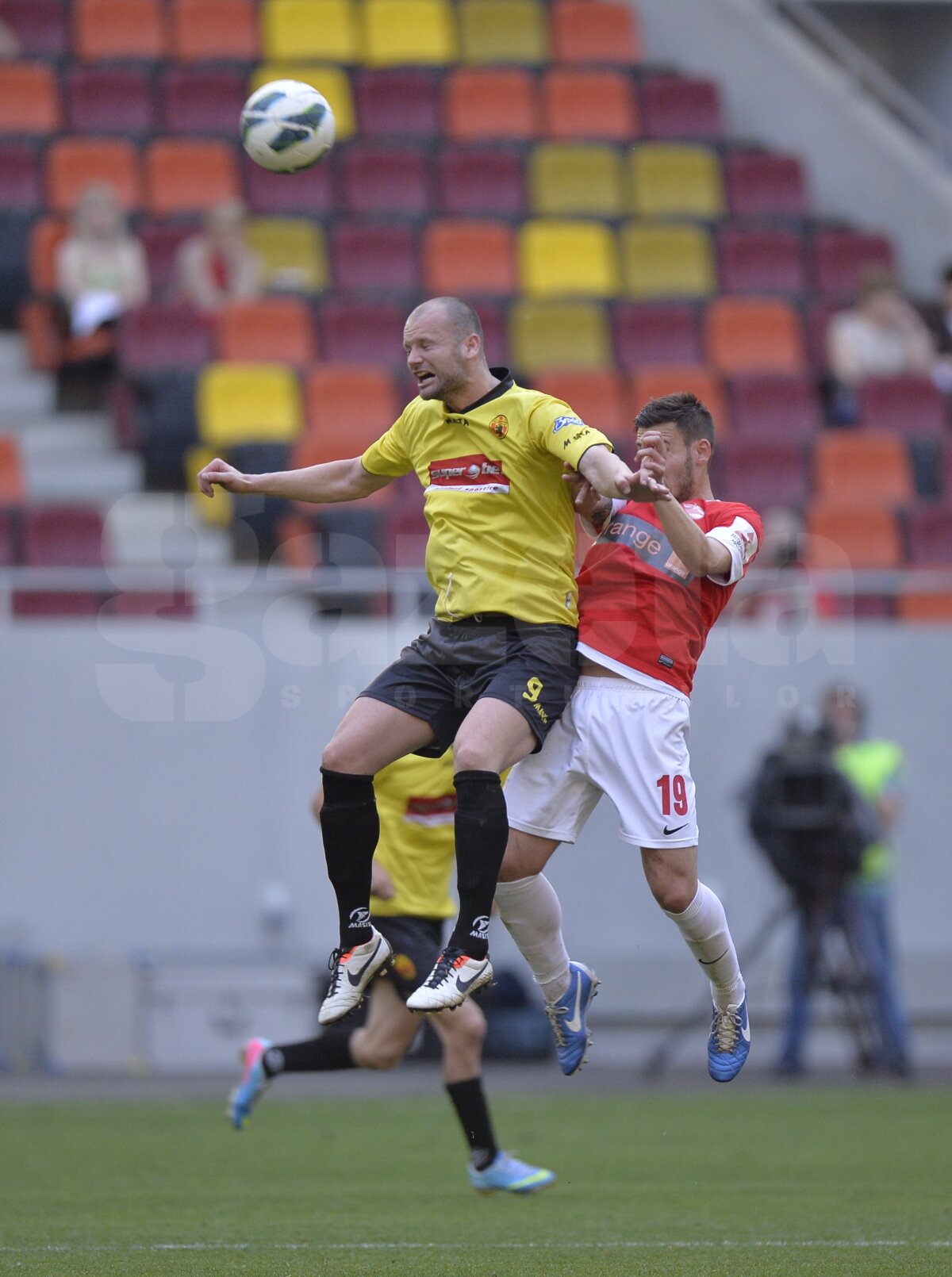 FOTO şi VIDEO Dinamo - Ceahlăul 1-1 » "Cîinii" au dezamăgit înainte de derby-ul cu Steaua