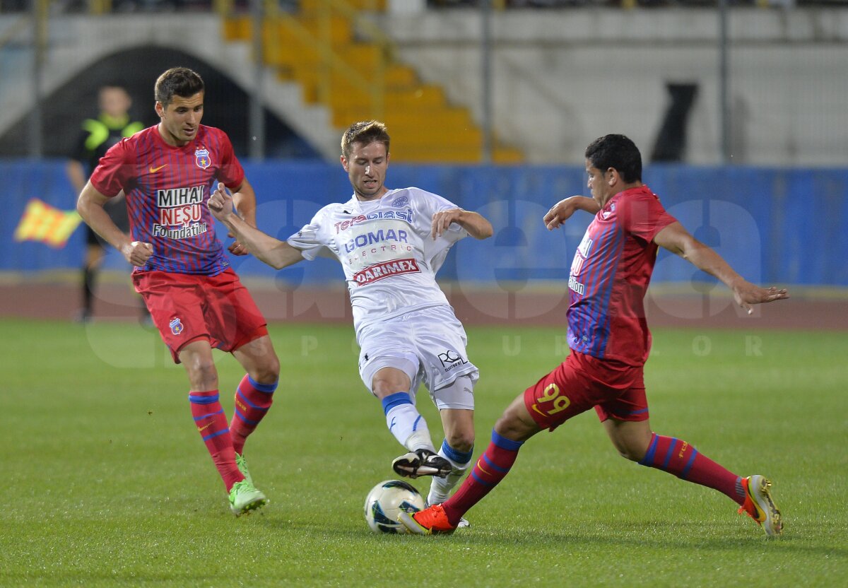 FOTO şi VIDEO Gloria - Steaua 0-1 » Roş-albaştrii cîştigă cu o echipă expermentală şi au un moral bun înainte de Dinamo