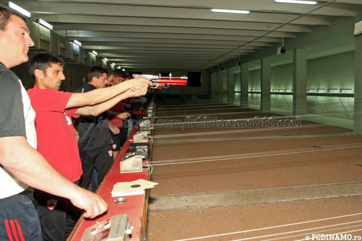 GALERIE FOTO Ţinta Steaua » Dinamoviştii s-au pregătit cu arme pentru războiul din derby :)