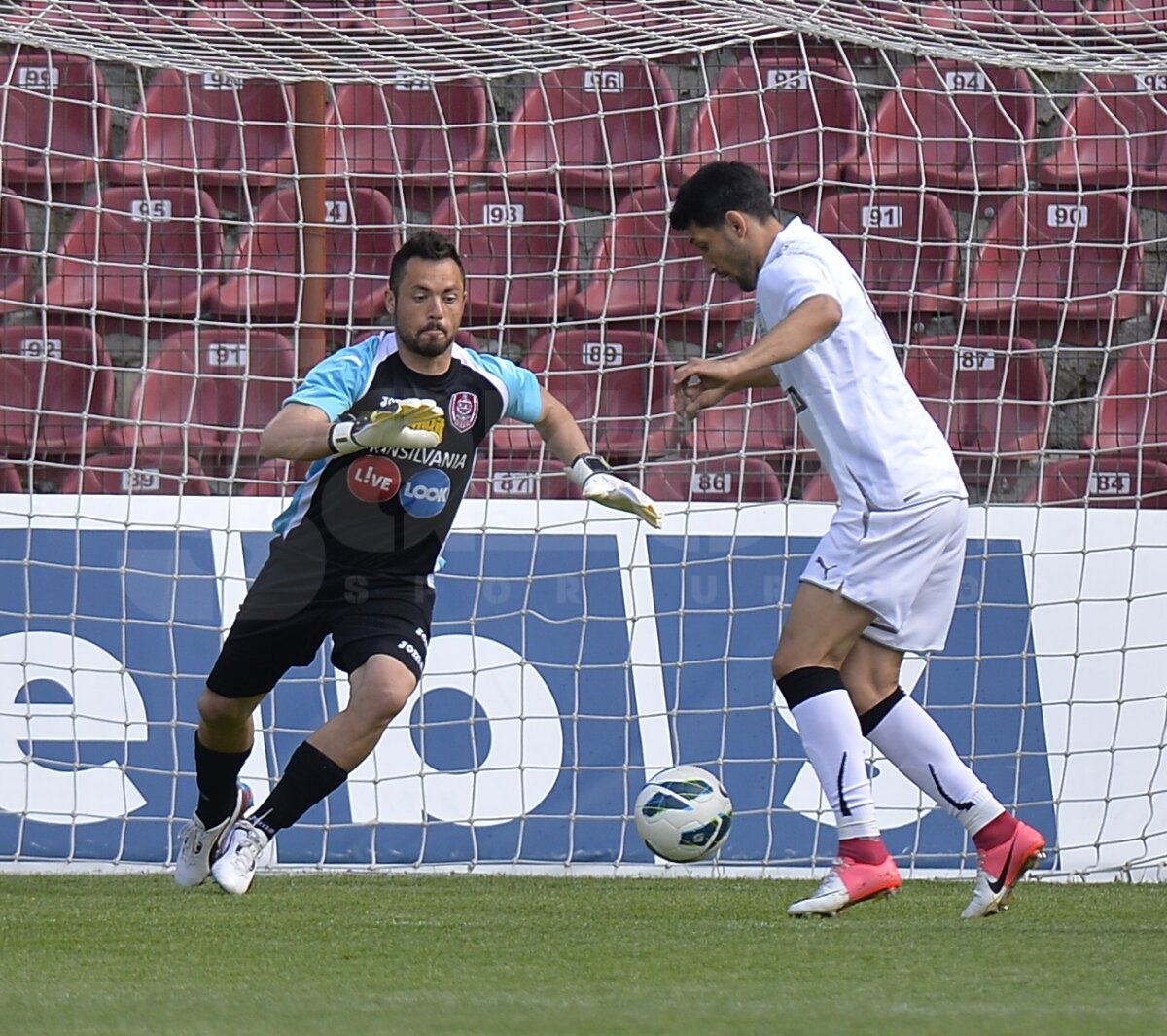 FOTO şi VIDEO CFR Cluj - CS Severin 1-3 » Evoluţie de excepţie a lui Florin Costea