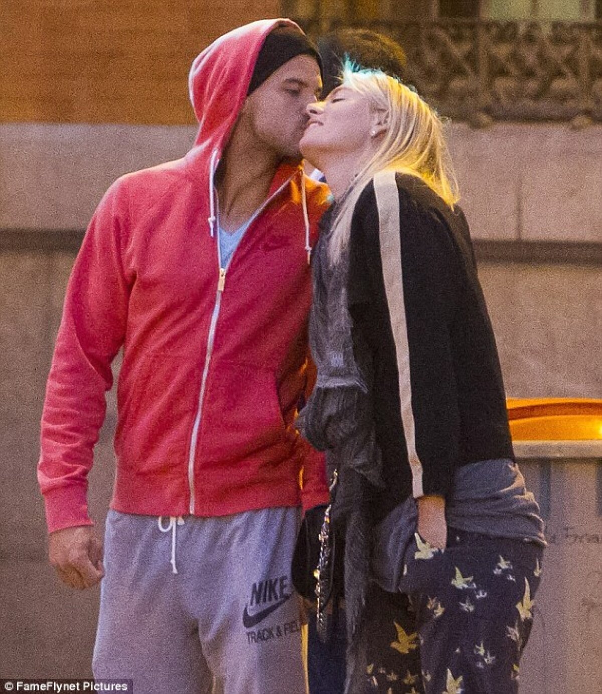 Romantici prin Madrid » Momente tandre cu Maria Şarapova şi Grigor Dimitrov la o plimbare