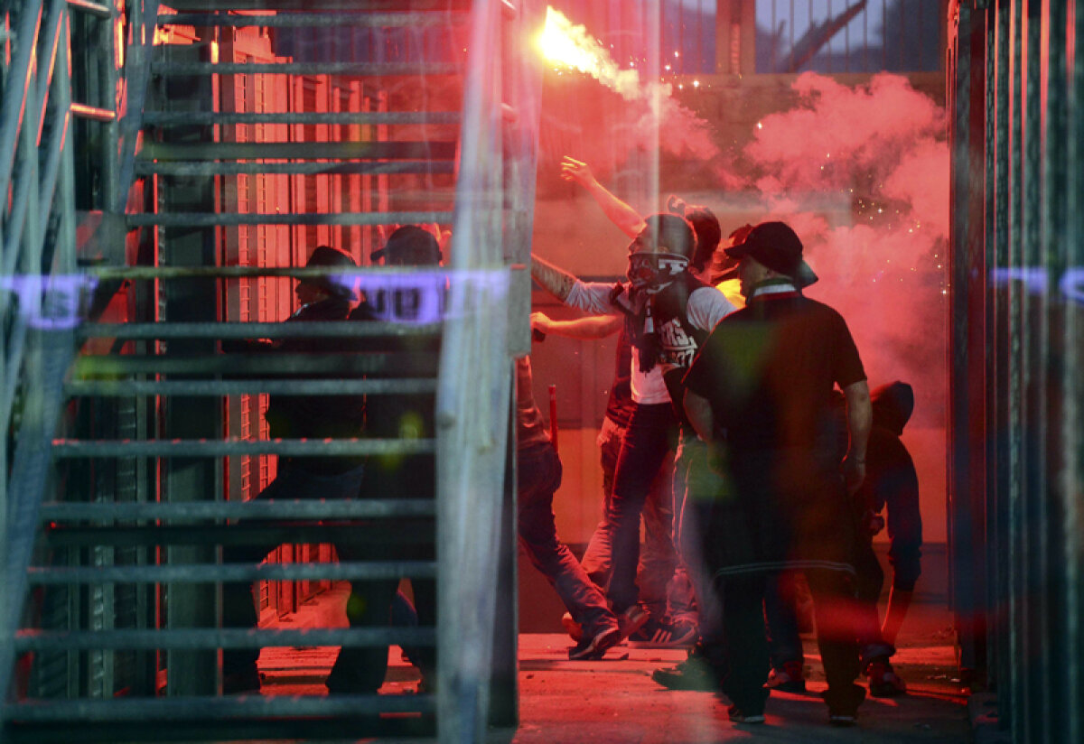 VIDEO Haos la Bergamo » Ultraşii au oprit 7 minute Atalanta - Juventus, 0-1