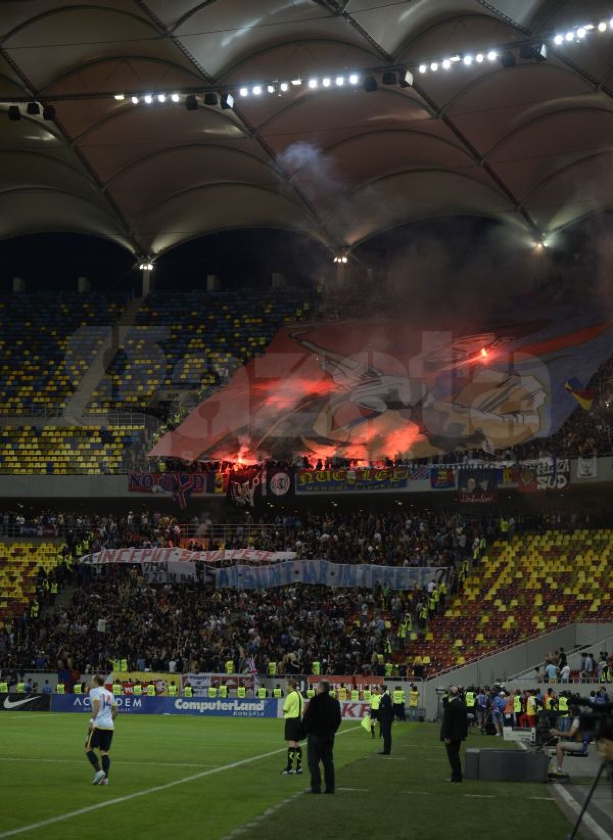 FOTO Spectacolul tribunei » Ultraşii s-au ridicat din nou la înălţimea derby-ului!