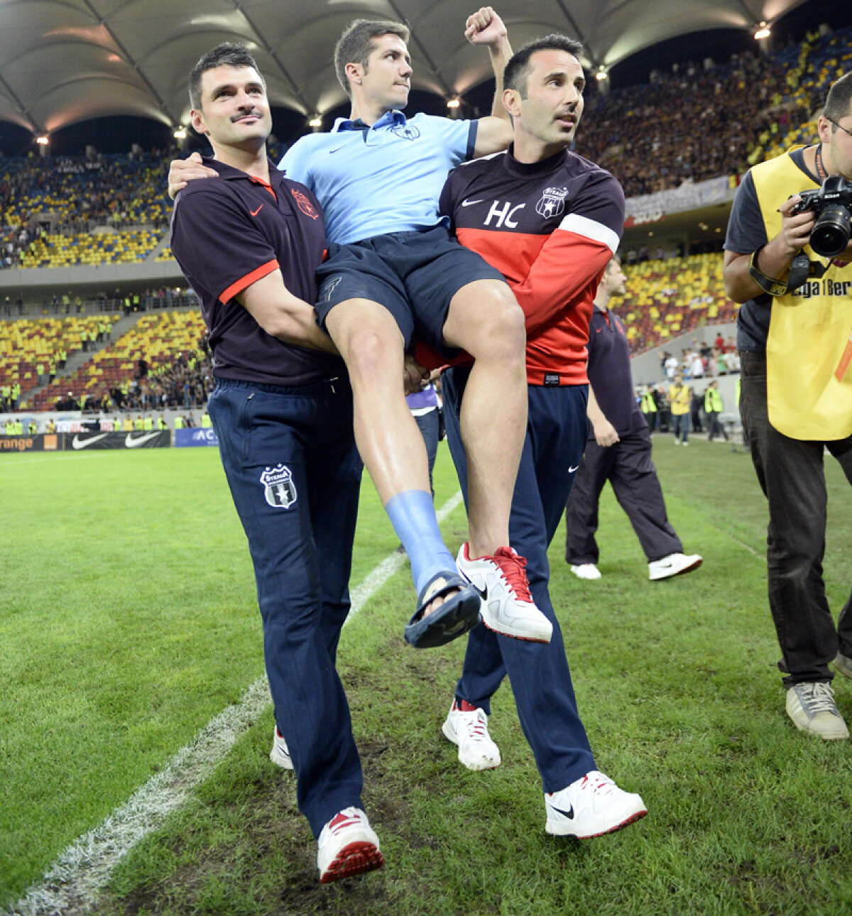 GALERIE FOTO Doar Steaua vorbeşte în Liga 1 » Echipa lui Reghe a dominat atmosfera pe Naţional Arena