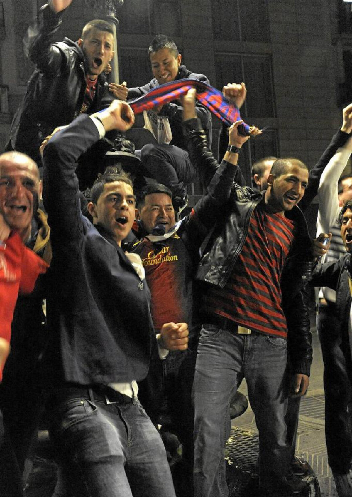 VIDEO&FOTO Barça campioană, fanii au declanşat fiesta! Catalanii şi-au anunţat cele 3 ţinte de transfer