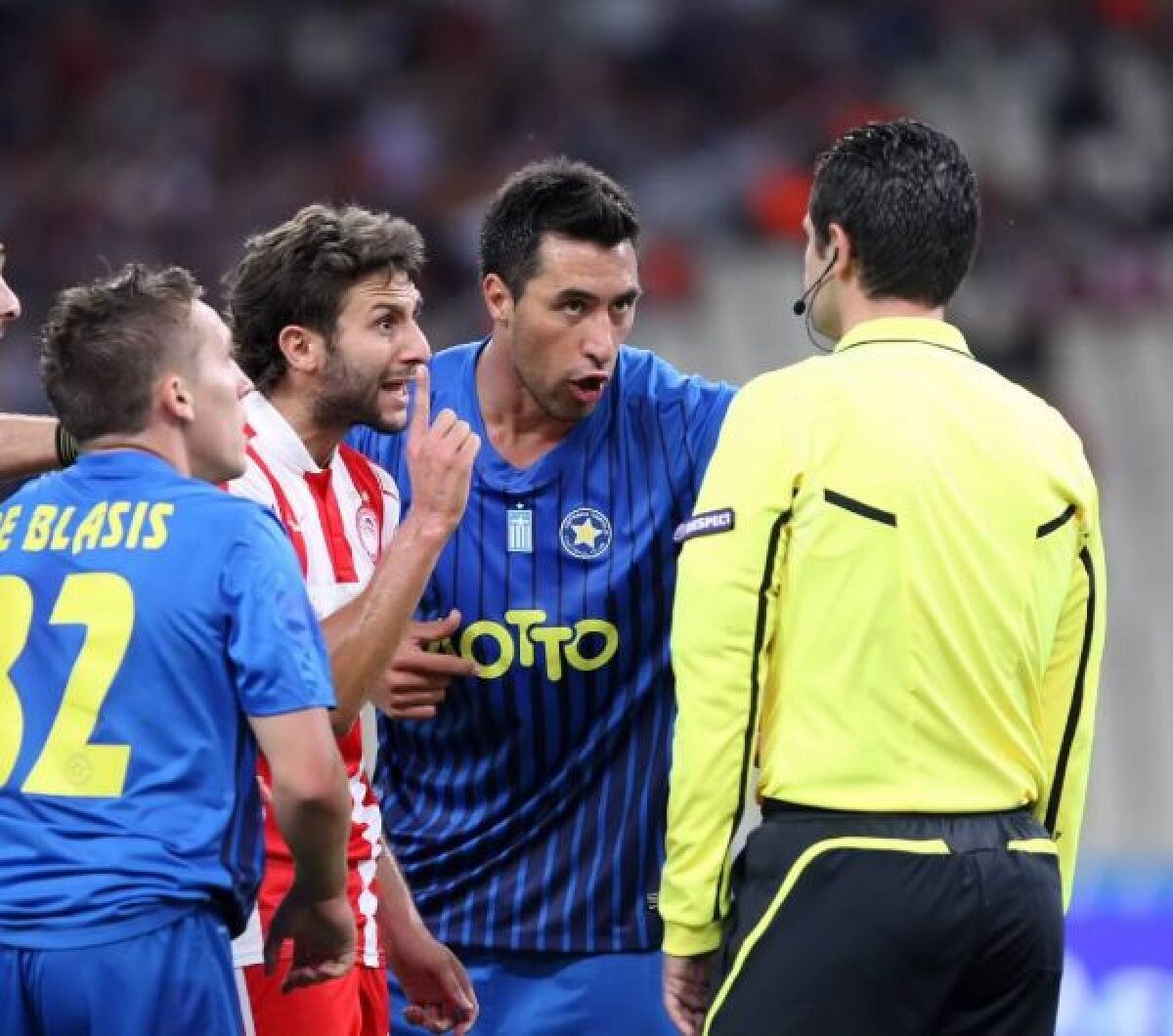 Gigi Becali a confirmat ieri interesul pentru Perrone, anunţat în exclusivitate de Gazeta. Atacantul ia în calcul transferul la Steaua: "Gata, plec din Grecia!"