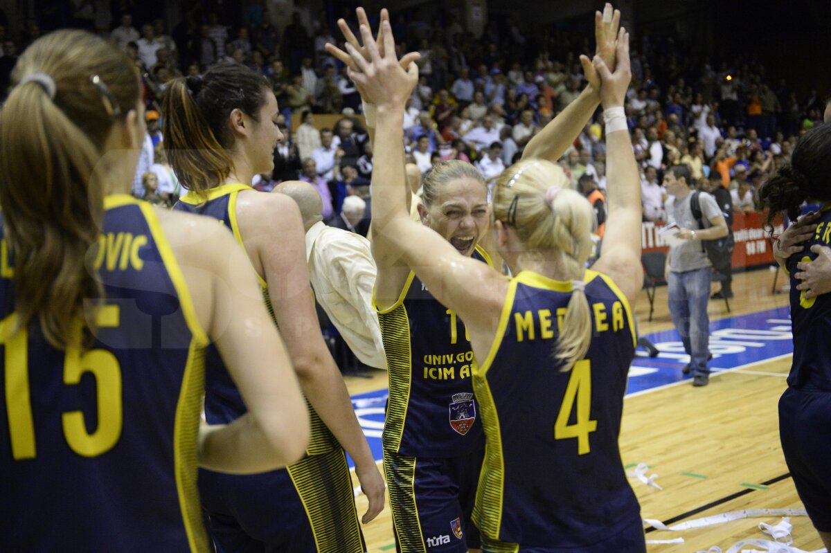 GALERIE FOTO ICIM Arad a cîştigat titlul la baschet feminin!