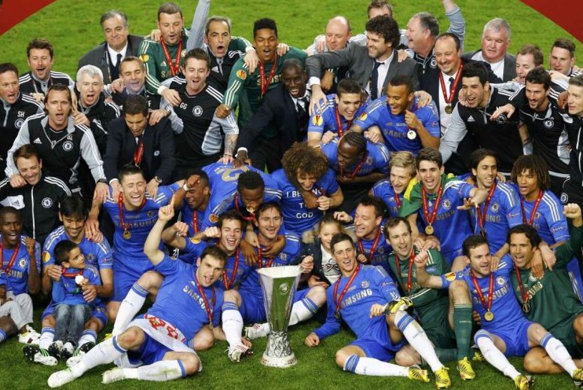 VIDEO Un albastru infinit » Chelsea, miracol după miracol: 2-1 cu Benfica. Liga în 2012 şi Europa League în 2013. Fantastic!